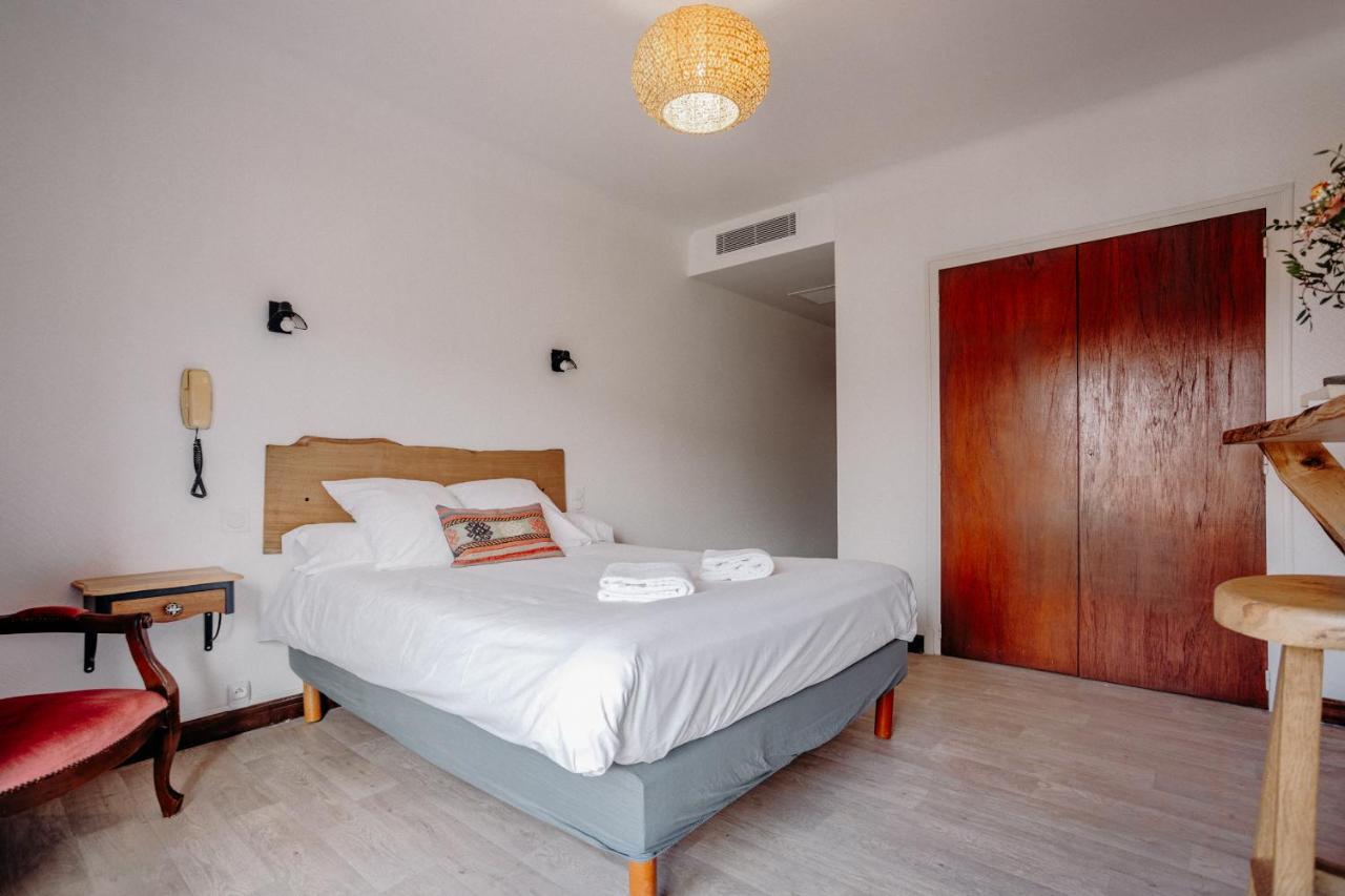 Larceveau-Arros-Cibits Logis Hotel Restaurant Espelletenia מראה חיצוני תמונה