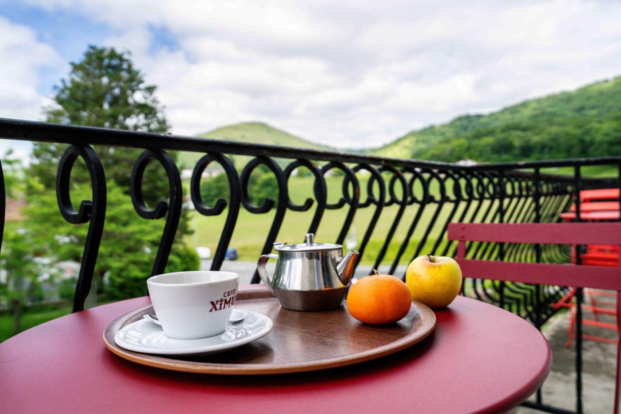 Larceveau-Arros-Cibits Logis Hotel Restaurant Espelletenia מראה חיצוני תמונה